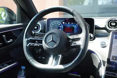 Mercedes-Benz C 300e AMG Line — Hybride rechargeable, 35'990 km, Pack AMG complet — Miniature 12