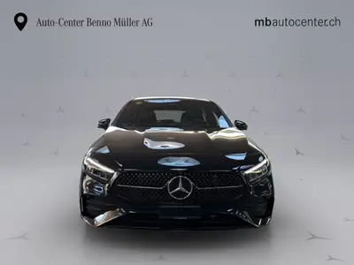 Mercedes-Benz Classe A 200 Night Star AMG Line — Berline compacte hybride, design premium — Miniature 9