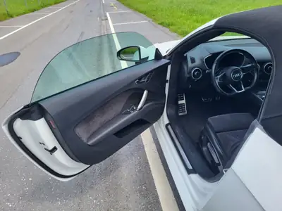 Audi TT 1.8T Roadster 2018 — Cabriolet sportif, 56'000 km seulement — interni