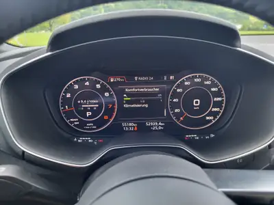 Audi TT 1.8T Roadster 2018 — Cabriolet sportif, 56'000 km seulement — dettaglio