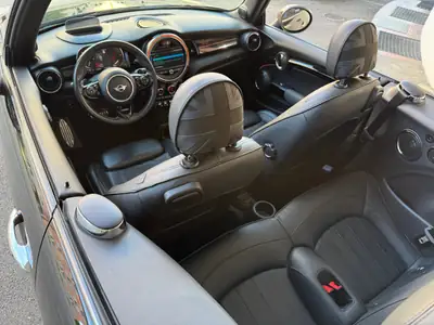 MINI Cabrio Cooper John Cooper Works — Cabriolet sportif, 231 ch, 65'000 km seulement — Miniature 21