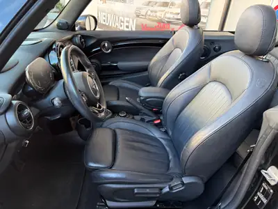 MINI Cabrio Cooper John Cooper Works — Cabriolet sportif, 231 ch, 65'000 km seulement — Miniature 23