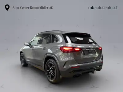 Mercedes-Benz GLA 250 Swiss Star AMG Line 4matic — SUV compact hybride essence, quasi neuf — arrière