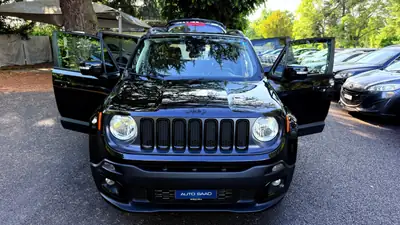 Jeep Renegade 1.4 Turbo Street Edition — SUV urbain dynamique, 92 000 km seulement — Miniature 9