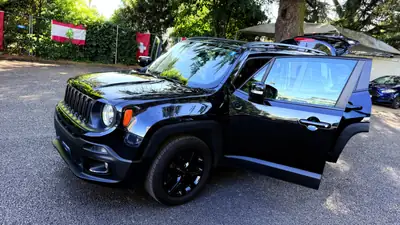 Jeep Renegade 1.4 Turbo Street Edition — SUV urbain dynamique, 92 000 km seulement — Miniature 10
