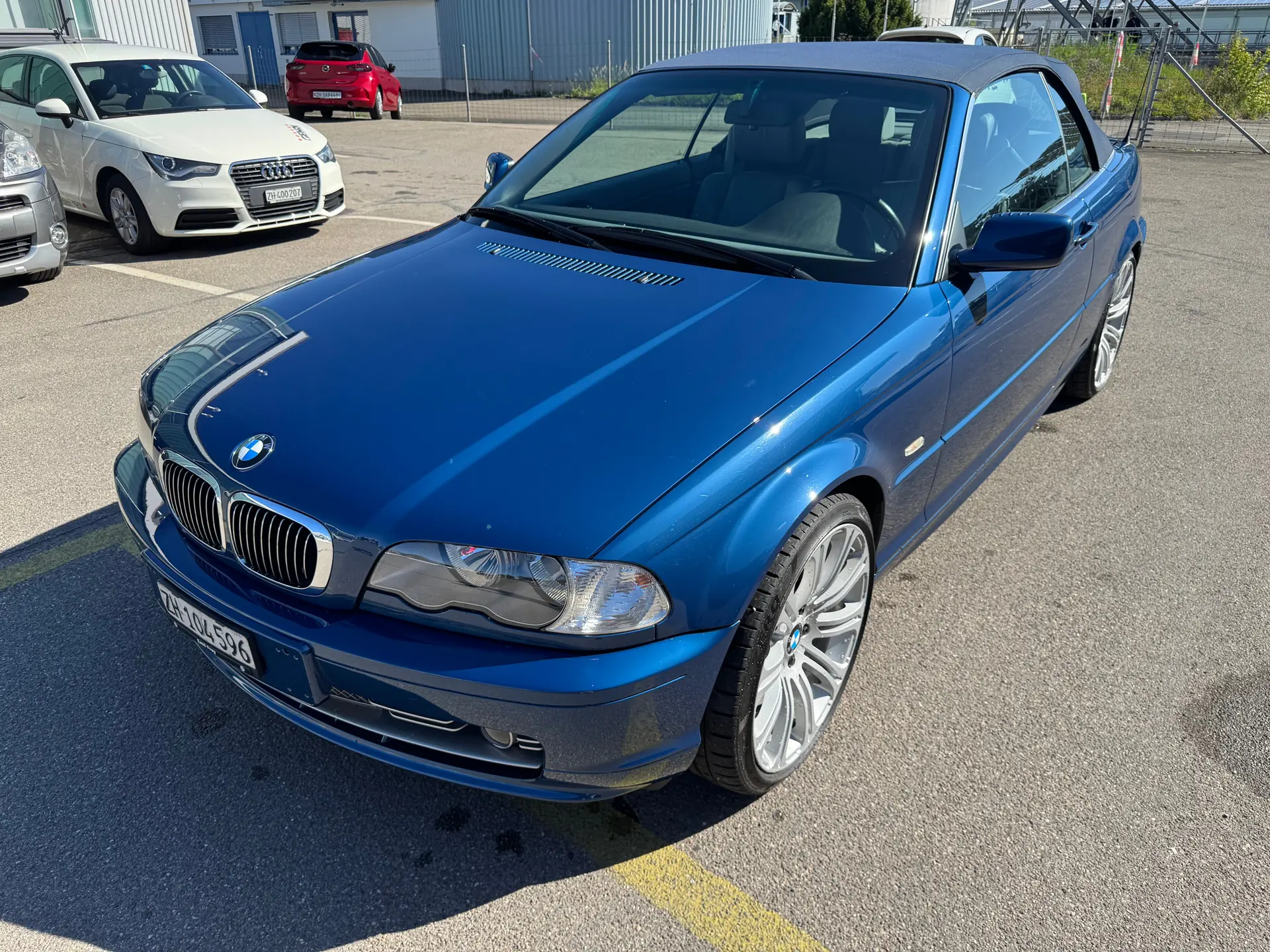 BMW 330Ci 2001 — Cabriolet sportif, 70 800 km, sans sinistre — Außenansicht