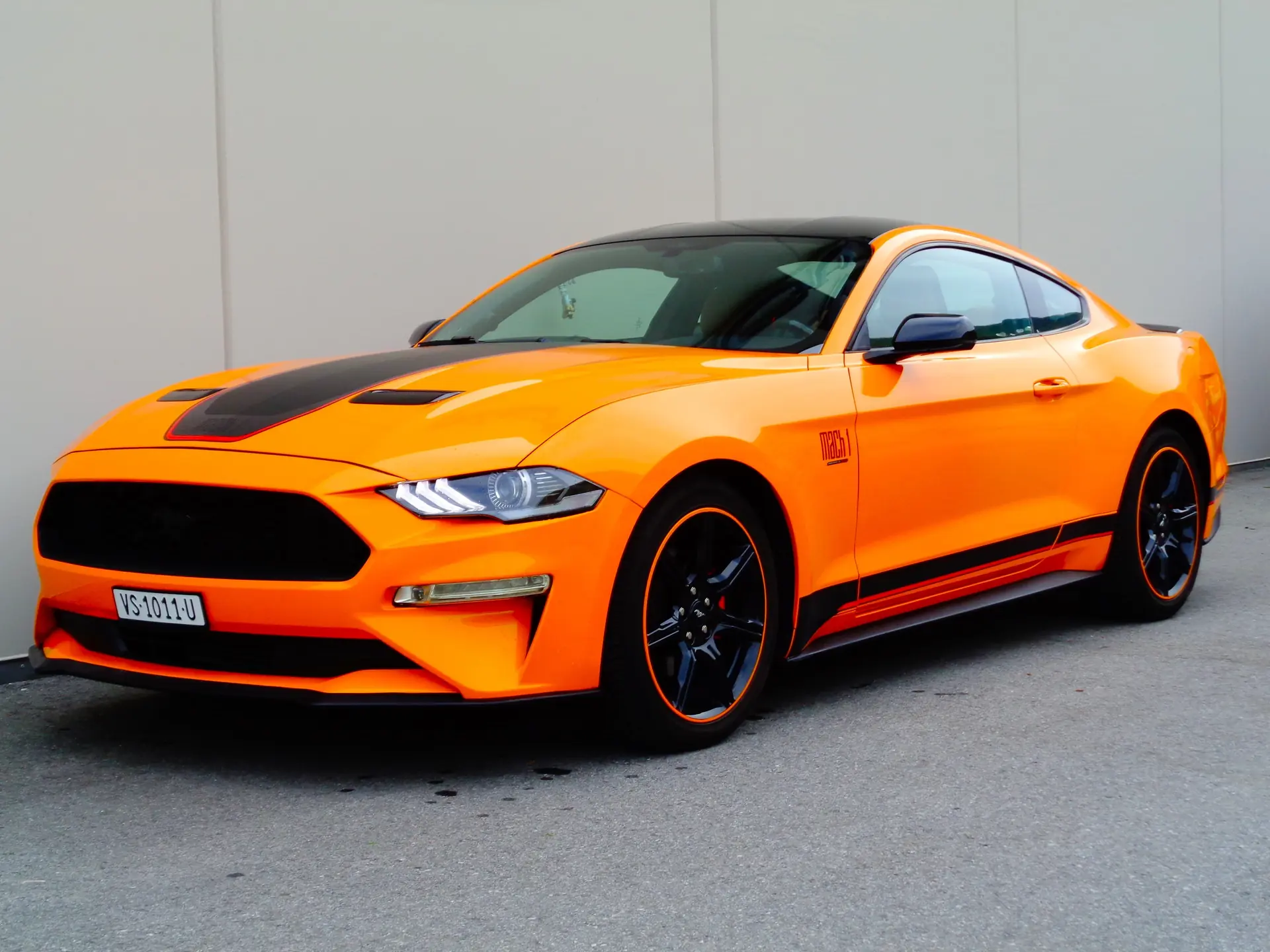 Ford Mustang Fastback 2.3 Mach-1 — Légende américaine, 320 ch, transmission automatique