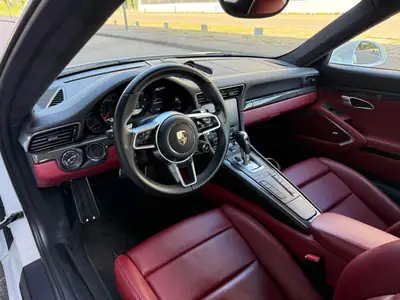 Porsche 911 Carrera 4 PDK — Sportive tous-terrains légendaire, 62'000 km seulement — Detail