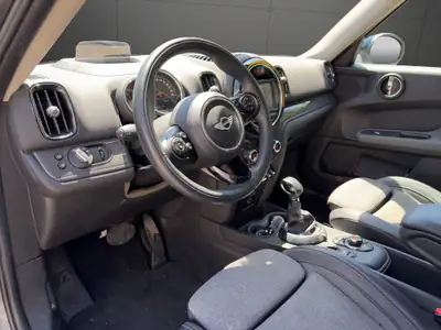 MINI Countryman Cooper ALL4 — SUV compact dynamique, 4x4 intégral et très bien équipé — Miniatur 11