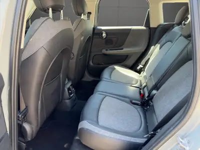 MINI Countryman Cooper ALL4 — SUV compact dynamique, 4x4 intégral et très bien équipé — Miniatur 13