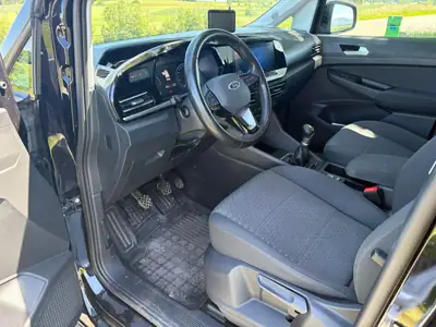 Ford Grand Tourneo Connect 2.0 EcoBlue 102 — Monospace familial spacieux, 75 000 km — fianco