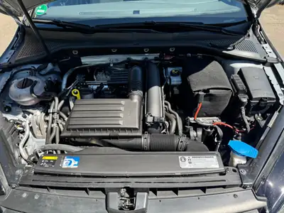 VW Golf Variant 1.4 TSI 150 — Break performant, équipement premium, sans accident — Miniatura 18
