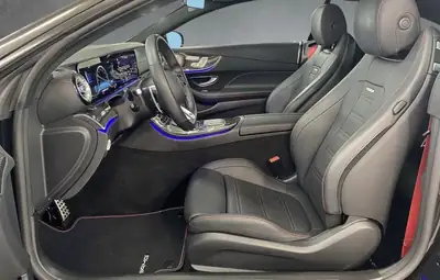 Mercedes-Benz E 53 AMG Coupé 4MATIC+ — Coupé sport haute performance, 61'000 km — vista posteriore