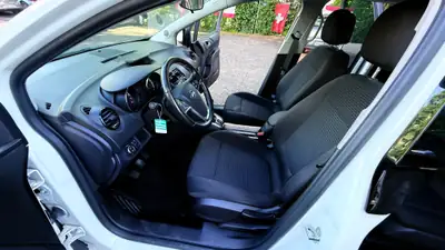 Opel Meriva 1.4 Turbo Drive 2016 — Monospace compact économe, 80 000 km — Miniature 11