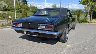 Chevrolet Camaro 1968 — Cabriolet mythique, moteur V8 puissant, 46'000 km — intérieur