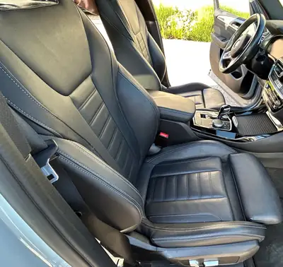 BMW X3 xDrive 30e M Sport Edition — Hybride rechargeable, 71'000 km, sans sinistre — dettaglio