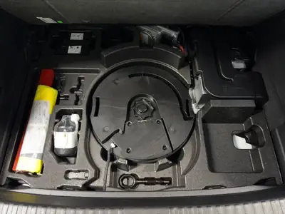 Audi Q3 Sportback 35 TFSI — SUV coupé élégant, 56 000 km, transmission S-tronic — Miniatura 16