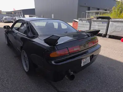 Nissan 200 SX 2.0 16V — Coupé sportif Rocketbunny Widebody, préparation Street & Track — intérieur