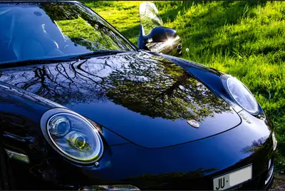 Porsche 911 Carrera 4 GTS — Sportive légendaire, très faible kilométrage — Miniatur 16