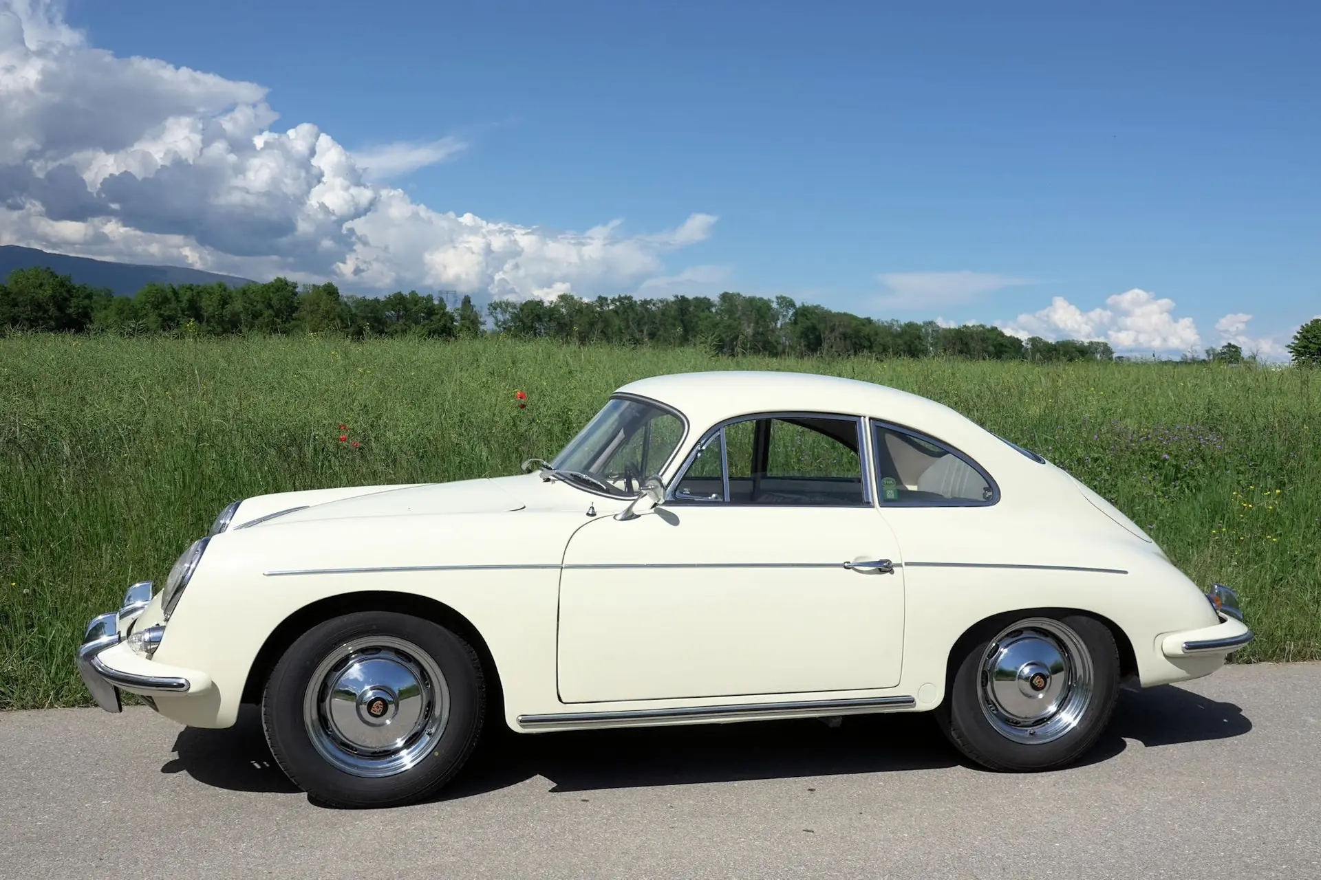 Porsche 356 B (T5) 1961 — Légende des routes, exemplaire préservé à faible kilométrage — vista esterna