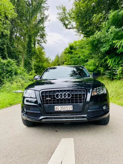 Audi Q5 3.0 V6 TDI Quattro — SUV premium diesel, sans accident, 8 pneus — détail