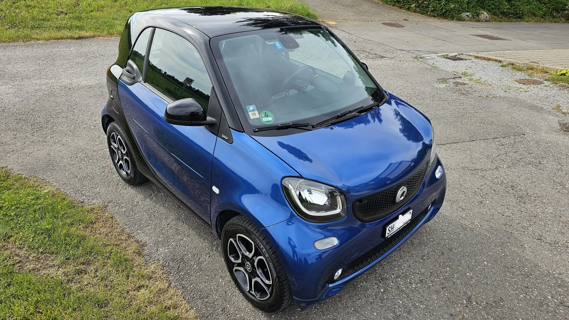 Smart Fortwo 0.9 Passion Twinamic — Citadine agile et économe, 56 000 km seulement — vue extérieure