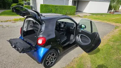 Smart Fortwo 0.9 Passion Twinamic — Citadine agile et économe, 56 000 km seulement — côté