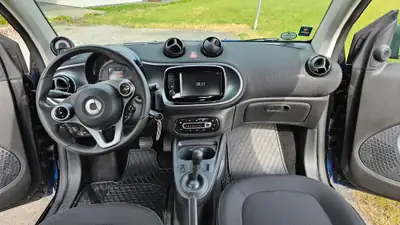 Smart Fortwo 0.9 Passion Twinamic — Citadine agile et économe, 56 000 km seulement — Miniature 8