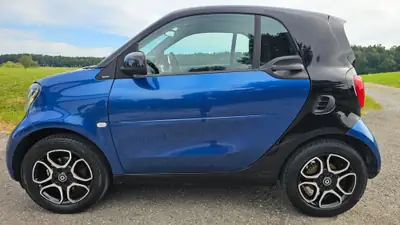 Smart Fortwo 0.9 Passion Twinamic — Citadine agile et économe, 56 000 km seulement — Miniature 16
