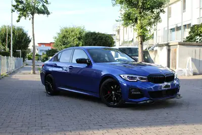 BMW 320d xDrive M Sport — Diesel hybride mild, 87000 km, traction intégrale — côté