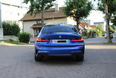 BMW 320d xDrive M Sport — Diesel hybride mild, 87000 km, traction intégrale — tableau de bord