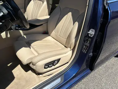 BMW 540i xDrive Sport Line — Break premium 340 ch, tires neuves et sans sinistre — vista posteriore
