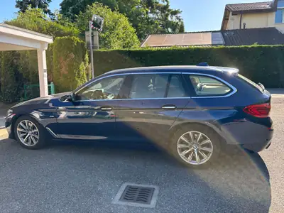 BMW 540i xDrive Sport Line — Break premium 340 ch, tires neuves et sans sinistre — vista esterna