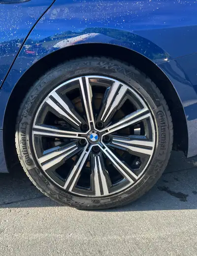 BMW 330d Touring Steptronic Individual — Break diesel performant, kilométrage ultra-faible — intérieur
