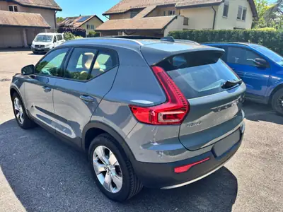 Volvo XC40 1.5 T3 Momentum — SUV compact fiable, 110'000 km, sans accident — vista posteriore