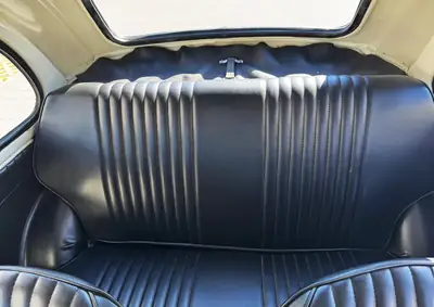 Fiat 500F 1970 — Icône vintage restaurée, style Francis Lombardi intemporel — Miniature 9