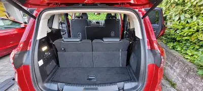 Ford S-MAX 2.0 TDCi 180 Vignale — Monospace 4x4 premium, 7 places confort — detail