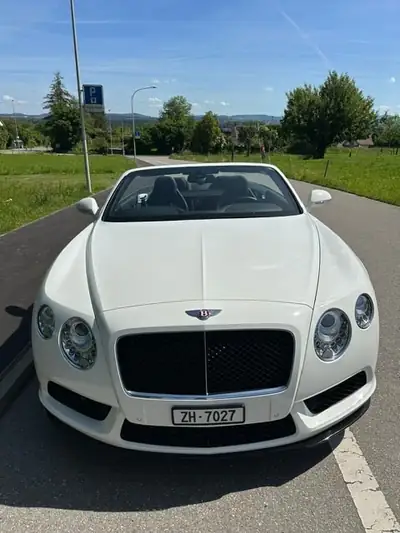 Bentley Continental 4.0 V8 S — Cabriolet luxe, 25'000 km, sans sinistre — Miniature 8