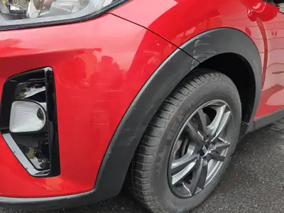 Kia Stonic 1.0 T-GDi — SUV compact dynamique, 35 000 km seulement — detail