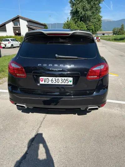 Porsche Cayenne 3.0 V6 TDI — SUV premium diesel, 195'000 km, sans sinistre — tableau de bord