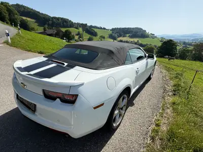 Chevrolet Camaro 6.2 V8 Cabriolet — Muscle car mythique, 432 ch sans compromis — vista posteriore