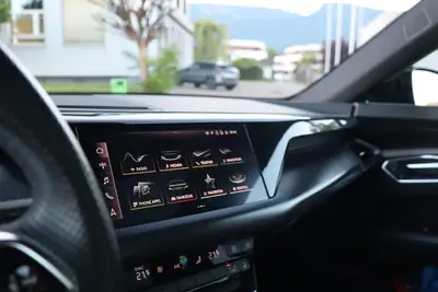 Audi e-tron GT quattro — Le Gran Turismo électrique haute performance — Miniature 18