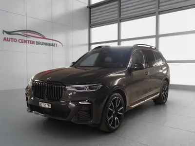 BMW X7 xDrive 40d — SUV 7 places premium, moteur hybride 48V, entretien à jour — exterior view
