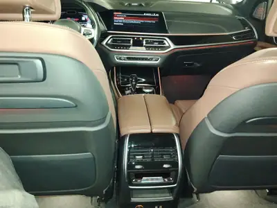 BMW X7 xDrive 40d — SUV 7 places premium, moteur hybride 48V, entretien à jour — Thumbnail 10