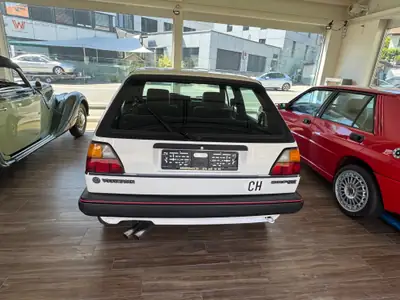 Volkswagen Golf 1800 GTI 1985 — Légende Youngtimer, État d'origine impeccable — Innenraum