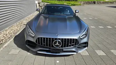 Mercedes-AMG GT Cabriolet — Roadster haute performance, 19 320 km, finition Mattlack — côté