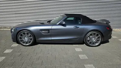 Mercedes-AMG GT Cabriolet — Roadster haute performance, 19 320 km, finition Mattlack — intérieur