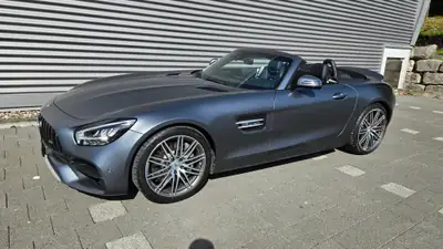 Mercedes-AMG GT Cabriolet — Roadster haute performance, 19 320 km, finition Mattlack — Miniature 7