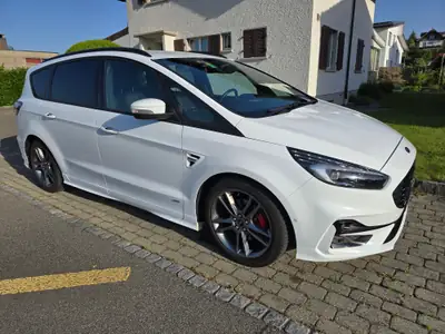 Ford S-MAX 2.0 TDCi ST-Line AWD — Monospace 7 places, traction intégrale, moteur diesel — côté