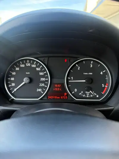 BMW 120d — Berline compacte diesel automatique, 163 ch fiables — Detail